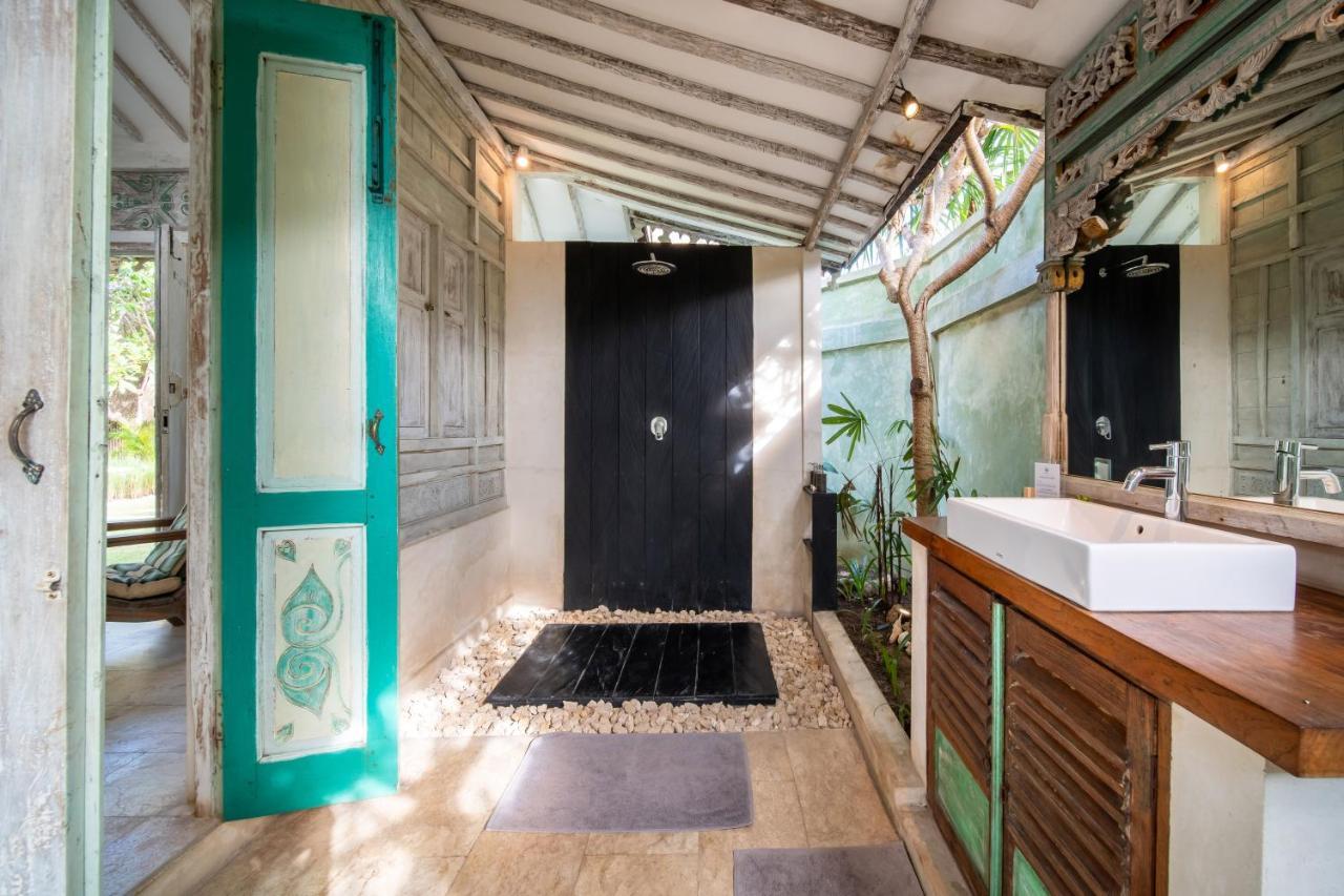 Villa Kasih Lembongan レンボンガン島 エクステリア 写真