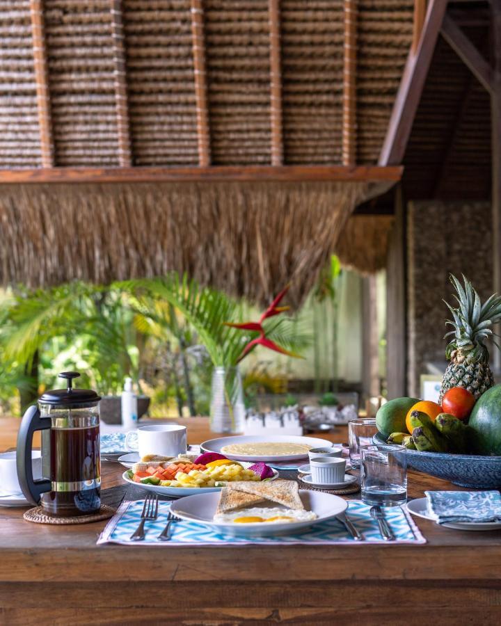 Villa Kasih Lembongan レンボンガン島 エクステリア 写真