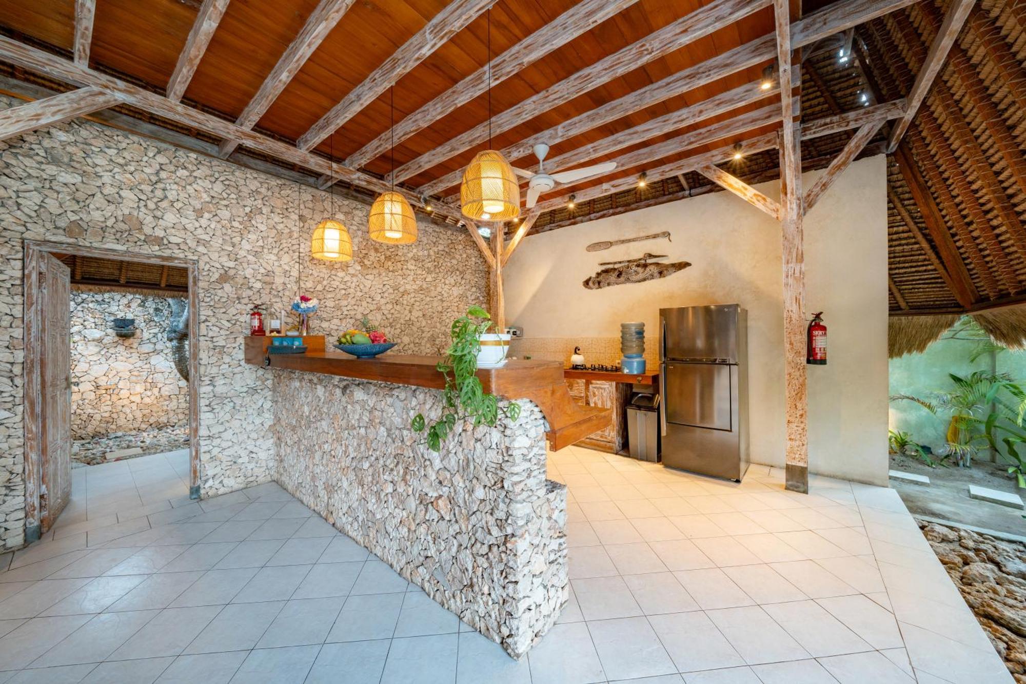 Villa Kasih Lembongan レンボンガン島 エクステリア 写真